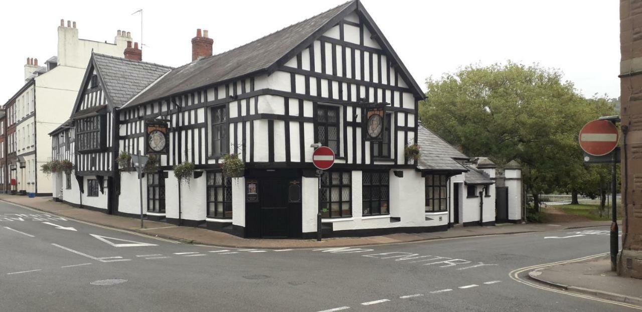 Queens Head Inn Monmouth Exterior foto